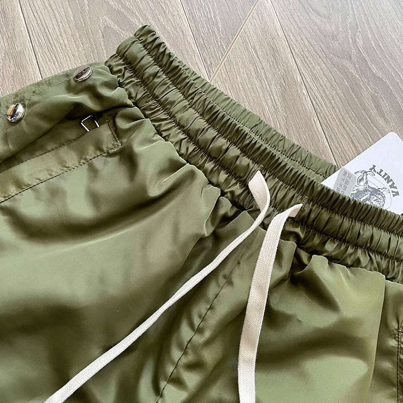 The same embroidered breasted casual sports shorts from SAINT VANITY ins