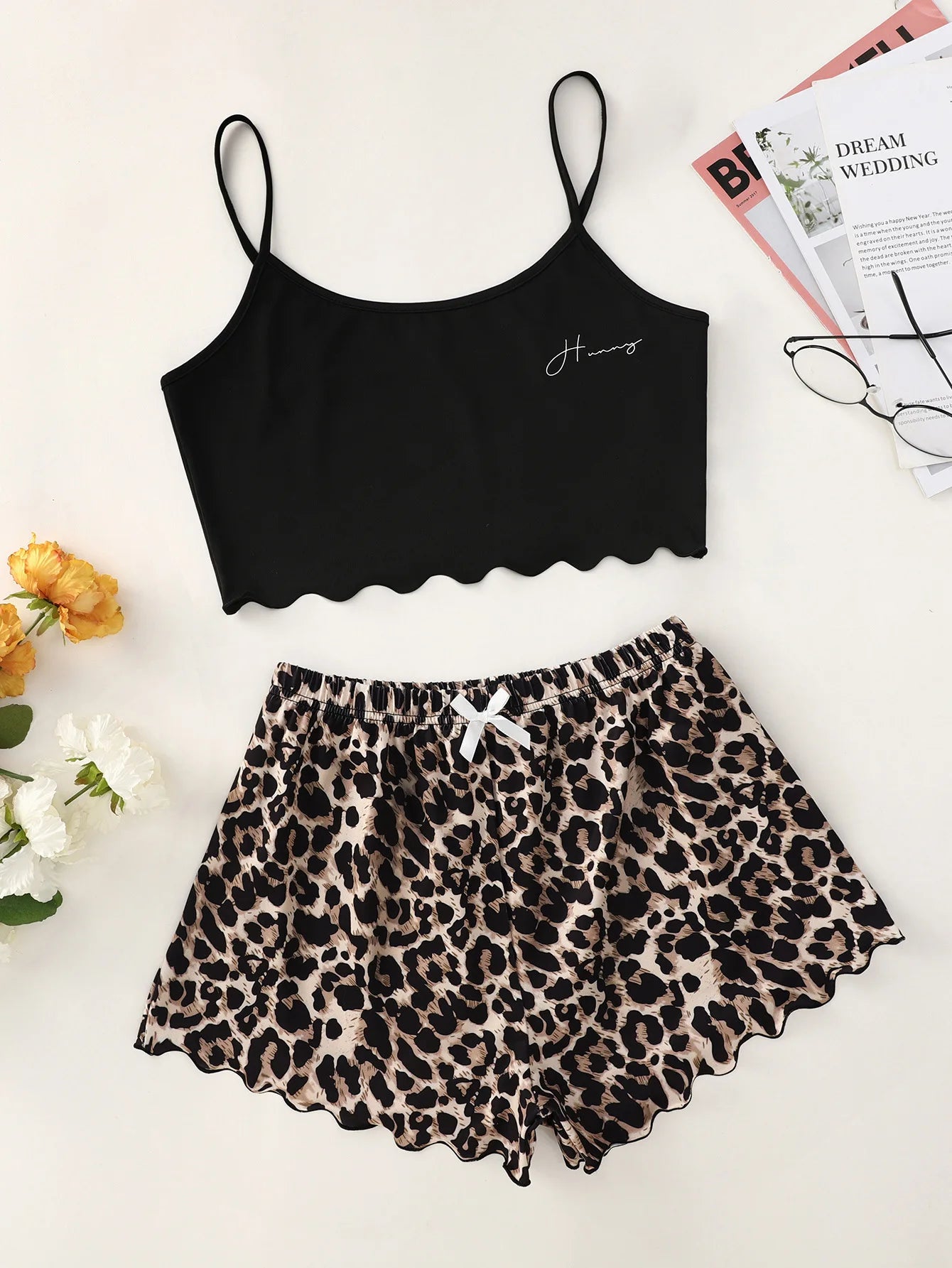 New Women's Pajamas Set Sexy Lingerie Leopard Print Sling Sleepwear V-Neck Sleeveless Top and Shorts Sets Pyjamas Homewear Hot