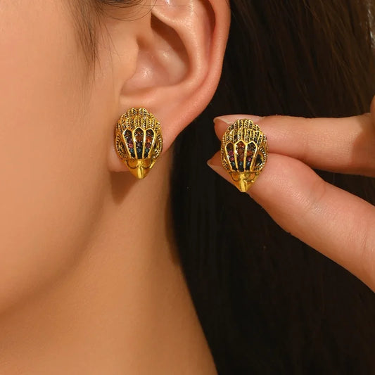 Retro Textured Eagle Stud Earrings Antique Design Colorful Zircon Inlaid Hawk Head Punk Vintage Gothic Animal Jewelry Серьги
