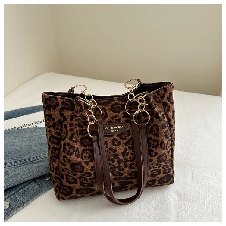 Korean version simple commuting canvas bag, large capacity Hong Kong style retro new bag, handbag, leopard print shoulder bag