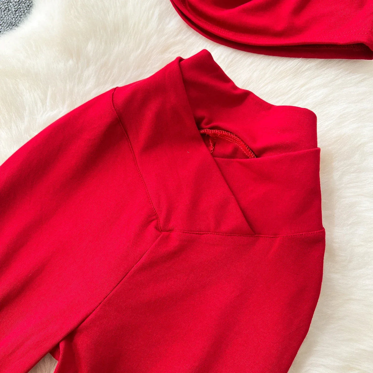 Chic Women Two-Piece Sets Vintage Diagonal Collar Sleeveless Pleated Top and High Waist Flare Pants Korean High Street Clothing