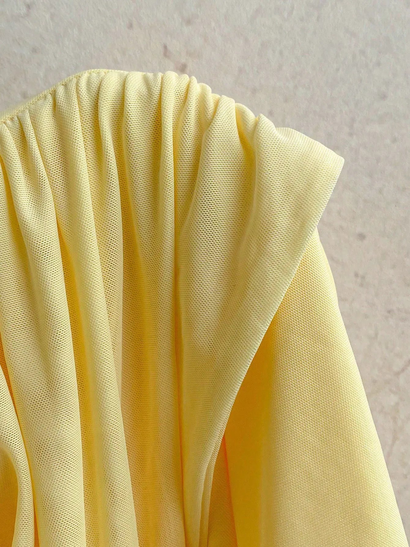Women Sexy Solid Pleated Strapless Mini Dress With Ribbon Deep V Backless Casual Summer Party Dress For Daily Wear Club Night