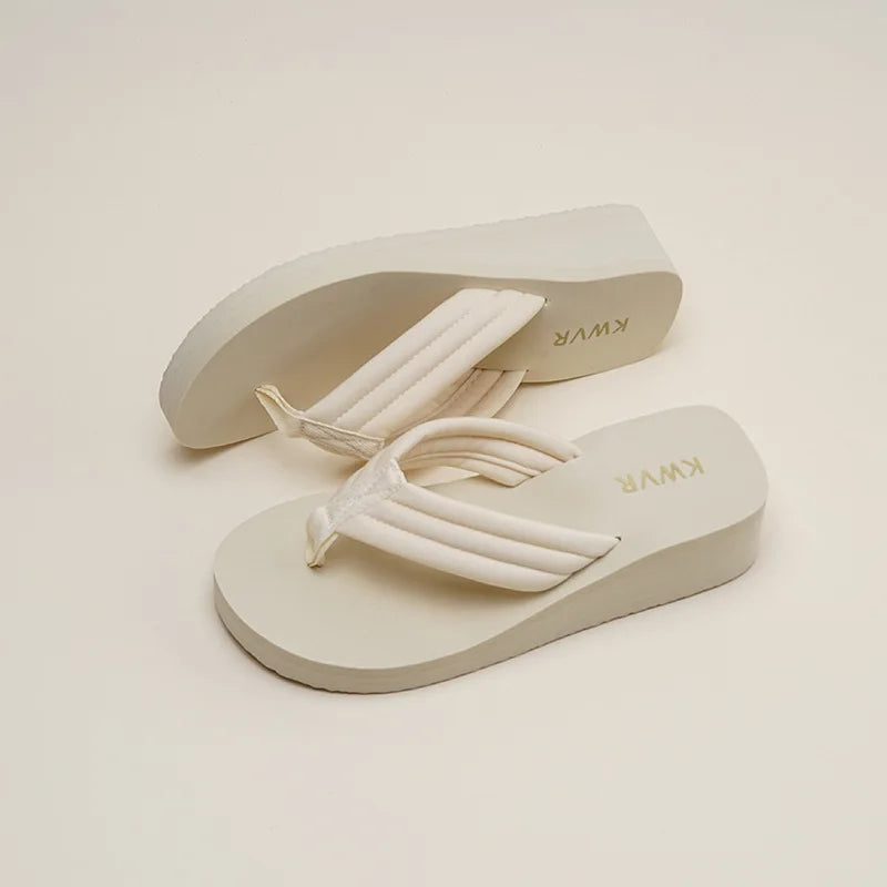 Adult 4cm Sponge Cake Thick Sole Flip Flops Summer 2026 Women's Versatile Conch Anti-slip Sandals Shiny Diamonds Beach Shoes