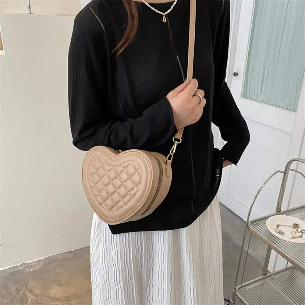 Fashion Love Heart Shape Shoulder Bag Handbags Designer Crossbody Bags PU Leather Zipper Women Casual Phone Bag Shoulder Bag