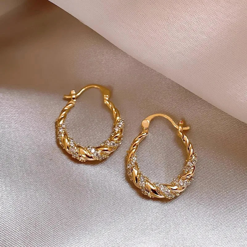 Huitan Aesthetic Women Twist Design Hoop Earrings for Wedding Engagement Luxury Gold Color Inlaid Bright CZ Accessories Jewelry