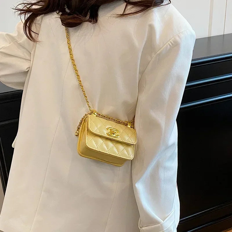 2025 New Arrival! Women's High-Quality Textured Small Square Bag - Trendy Chain Shoulder Design, Versatile for All Occasions