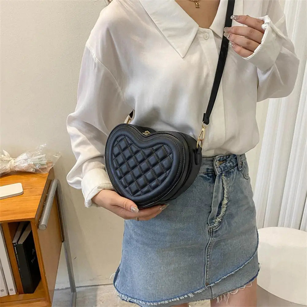 Fashion Love Heart Shape Shoulder Bag Handbags Designer Crossbody Bags PU Leather Zipper Women Casual Phone Bag Shoulder Bag