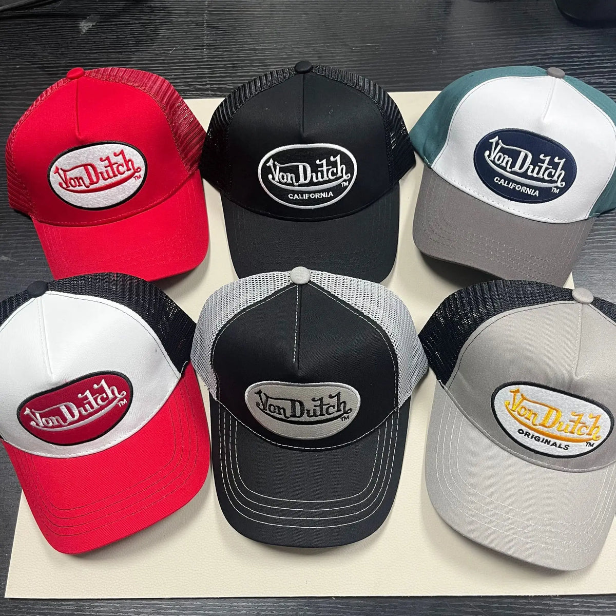 Casual fashion VON Baseball Cap Breathable shade Alphabet embroidery Sunblock Mesh Embroidered DUTCH Trucker Hat