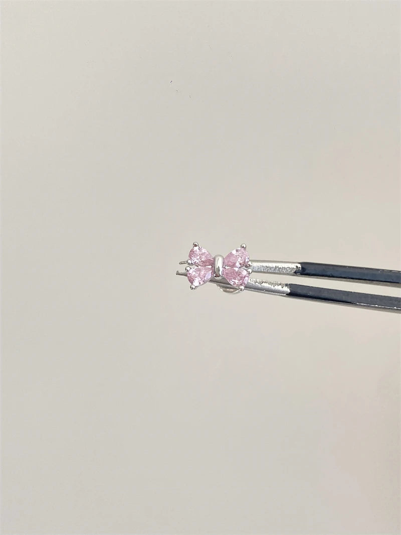 1 PCS New Fashion Cute Pink Zircon Crystal Ear Bone Nail 316L Medical Titanium Steel Earrings for Women Y2K Punk Jewelry