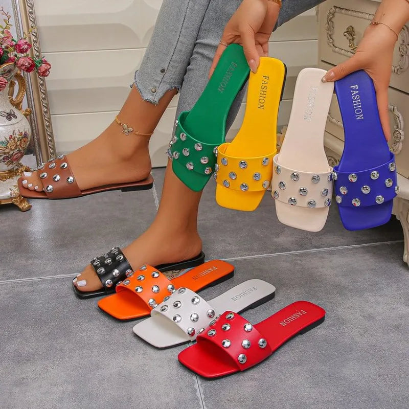 Summer New Women's Fashionable and Comfortable Slippers Casual Wear-resistant and Non Slip Women's Outdoor Beach Slippers