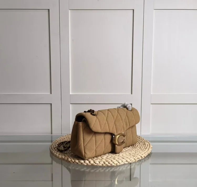 2025 New Arrival Chain Crossbody Bag, Quilted Sheepskin Shoulder Bag, Fashion Tote and Underarm Bag for Women