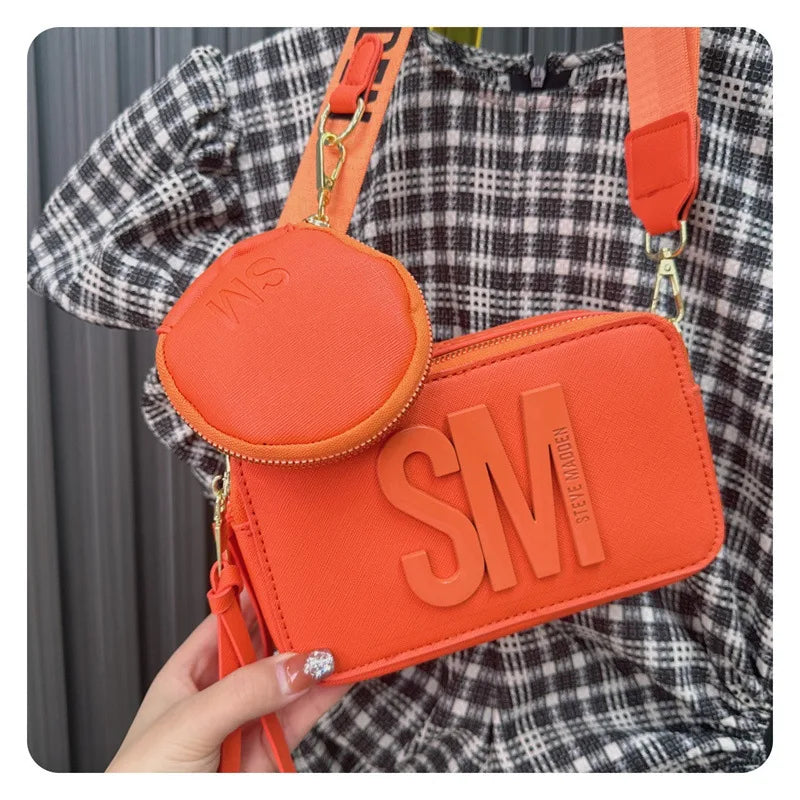 2024 Spring/Summer New Fashion Camera Bag with Wide Shoulder Strap, Lettering, Small Square Bag, Crossbody Bag