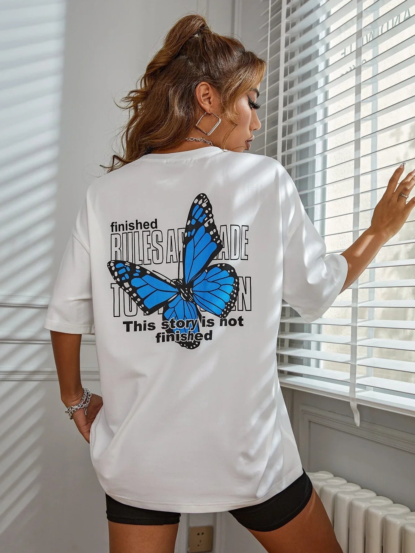 Art Word and Blue Butterfly Printed Women T-Shirt Casual Cotton Short Sleeve Breathable Summer T Shirt Street  Clothing