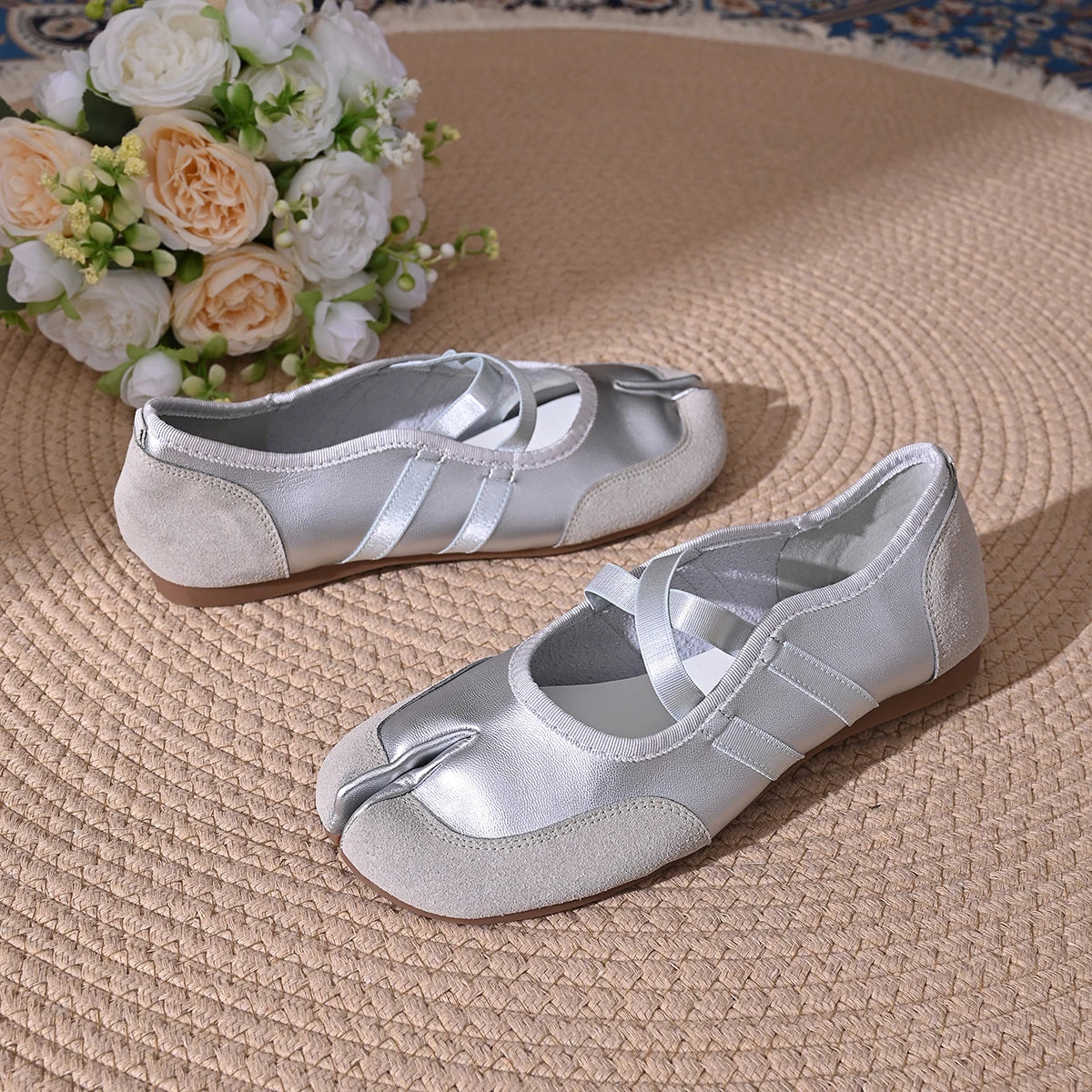 Split-Toe Casual Ballet Flats Shoes Women Genuine Pu Leather Cross Band Mary Janes Shoes Streetwear Elegant Loafers New Summer