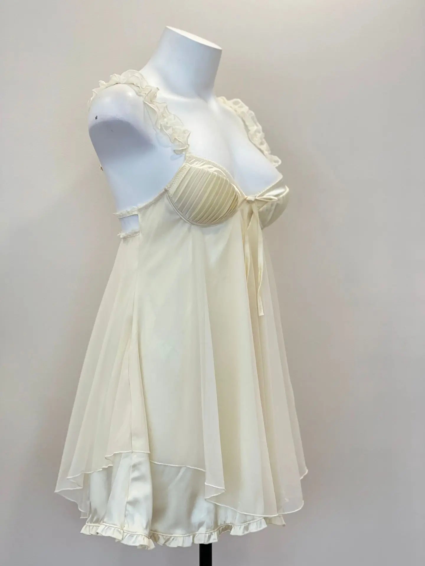 Sexy Pajamas Women's Nightgowns 2023 New Ruffles Lace with Chest Pad Cushion Suspender Pajama Dress Night Sleepwear Lingerie