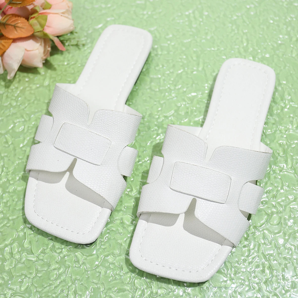 Chic Womens Slide Sandals - Lightweight, Casual, Flat, Square Open Toe - Perfect for Summer & Day
