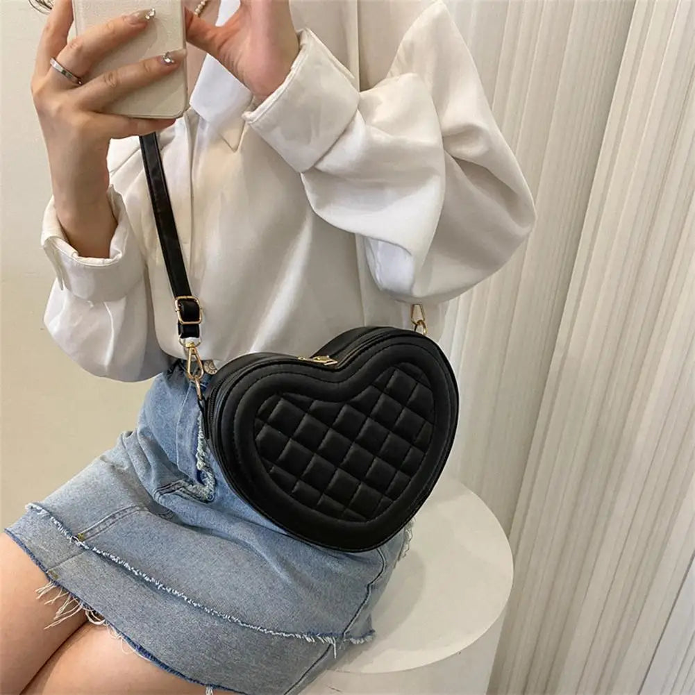 Fashion Love Heart Shape Shoulder Bag Handbags Designer Crossbody Bags PU Leather Zipper Women Casual Phone Bag Shoulder Bag
