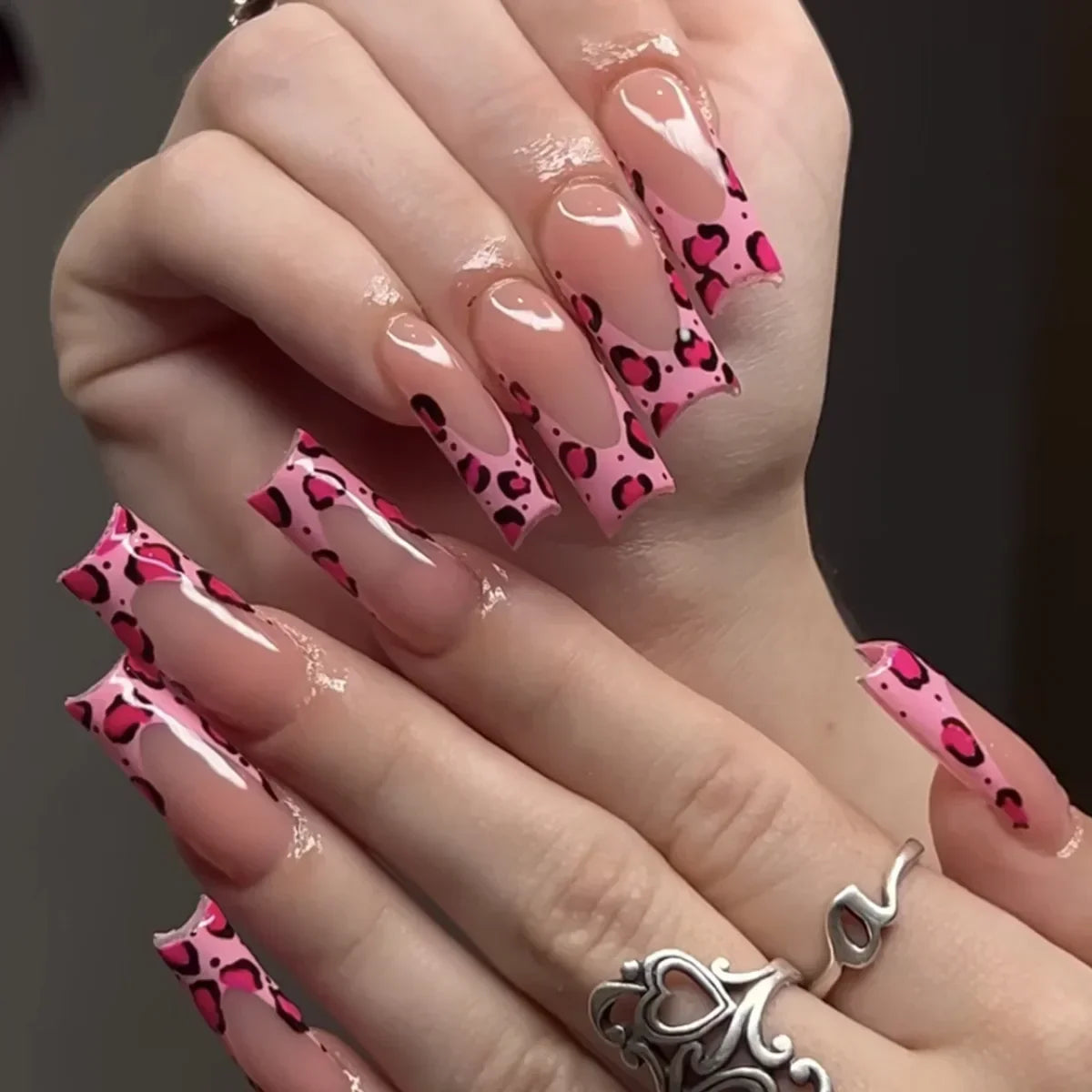 24Pcs Shimmery Long Coffin False Nails with Glue Ballerina Nail Design Sweet Fashion French Press on Acrylic Nails Tips