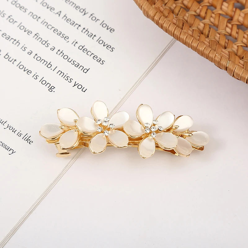1pcs White Flower Imitation Pearl Hair Clip Boutique Opal Design Stylish Horizontal Clip for Women’s Fashion Hair Accessories