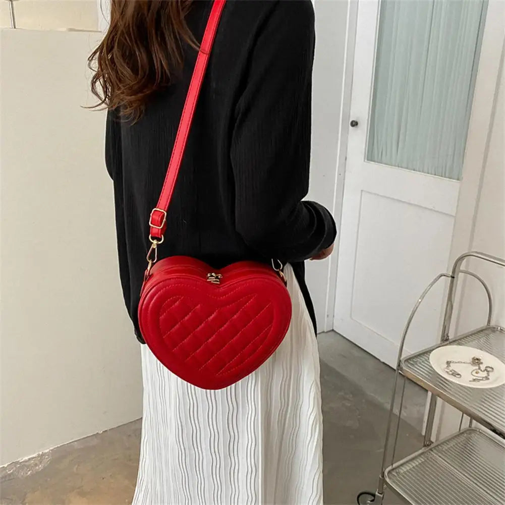 Fashion Love Heart Shape Shoulder Bag Handbags Designer Crossbody Bags PU Leather Zipper Women Casual Phone Bag Shoulder Bag