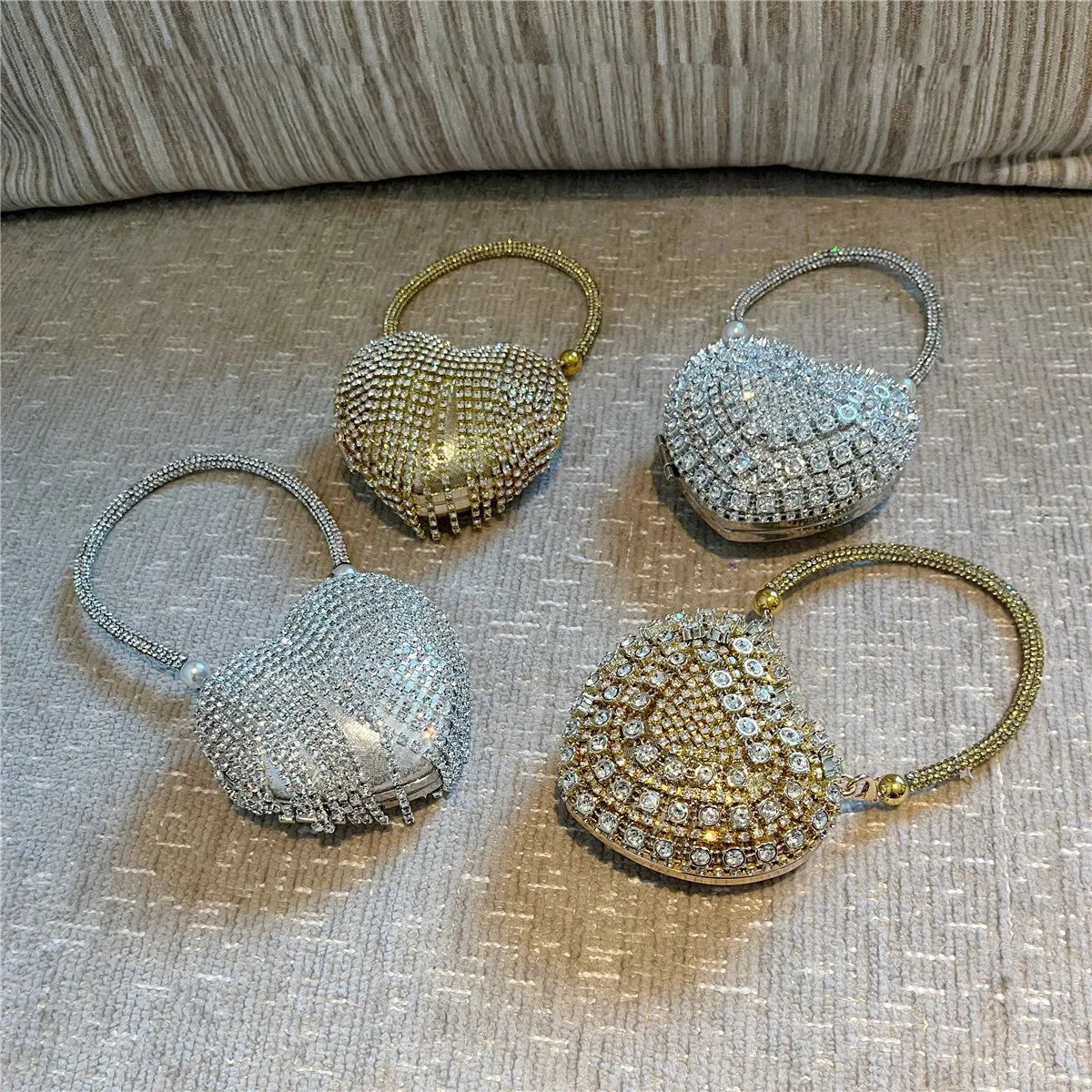 Luxury Small Bling Heart Shape Diamond Evening Clutch Purse For Women Chain Bag