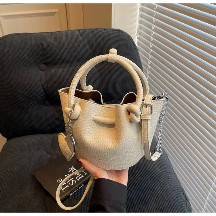 2025 Summer New Pleated Bucket Bag | Niche Fashion Hand-carried Messenger | High-end Simple Design for Beach & Vacation