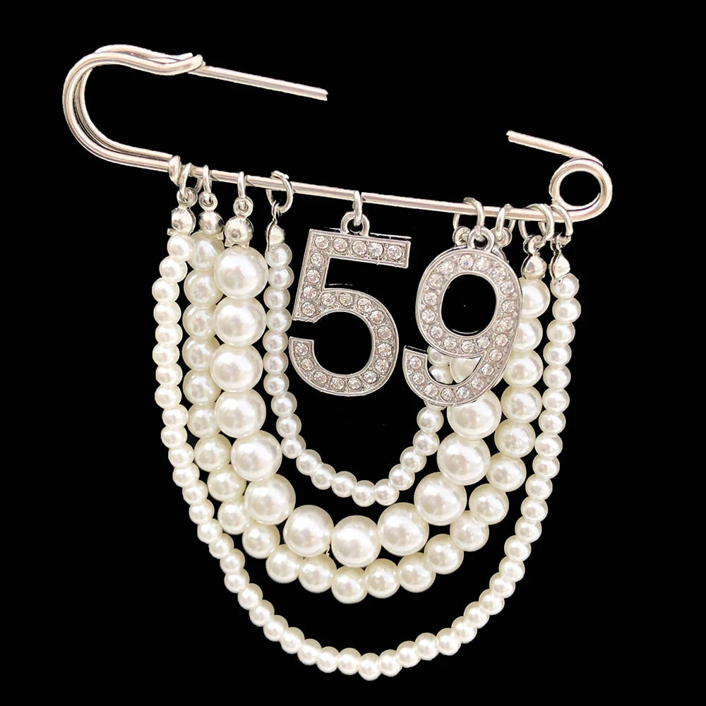 Greek Number Sorority Cloth Twisted Pearl Brooches for Women Fashion Coat Link Pins Hanging Style Brooch Summer Jewelry