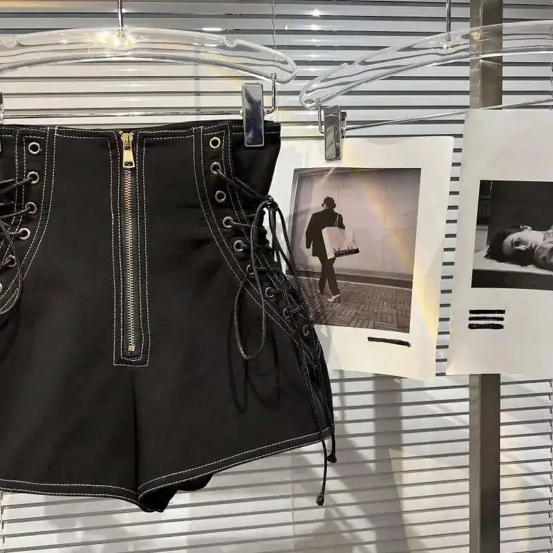 DEAT Women's Fashion High Waist Zipper Design Shorts Trendy Casual A-line Side Straps Short Pants Female Spring New 11A02658