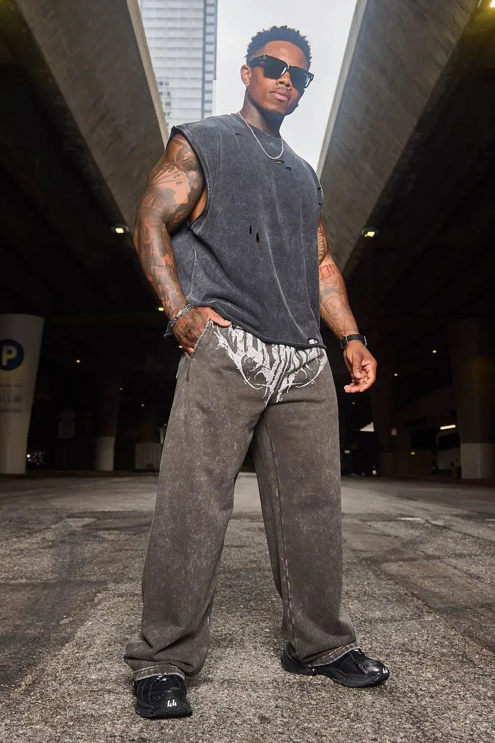 American Style Men's Sports Pants Joggers Muscle Fitness Casual Long Pants Loose Straight Pants Street Fashion Trendy Men's Pant