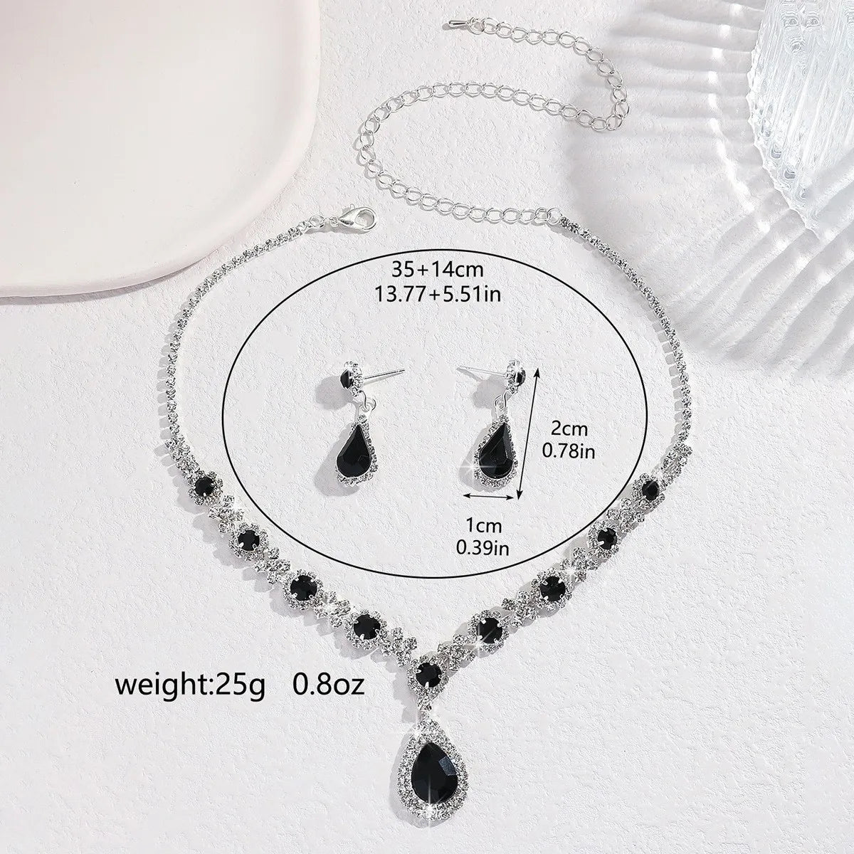 Simple and atmospheric water droplet necklace earrings two-piece set as a surprise birthday gift for girlfriend and best friend