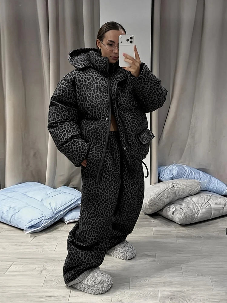 Women Leopard Print 2‑Piece Outfit Hooded Puffer Coat Wide Leg Pants Set Loose Warm Winter Street  Ladies Matching Outfit Suit