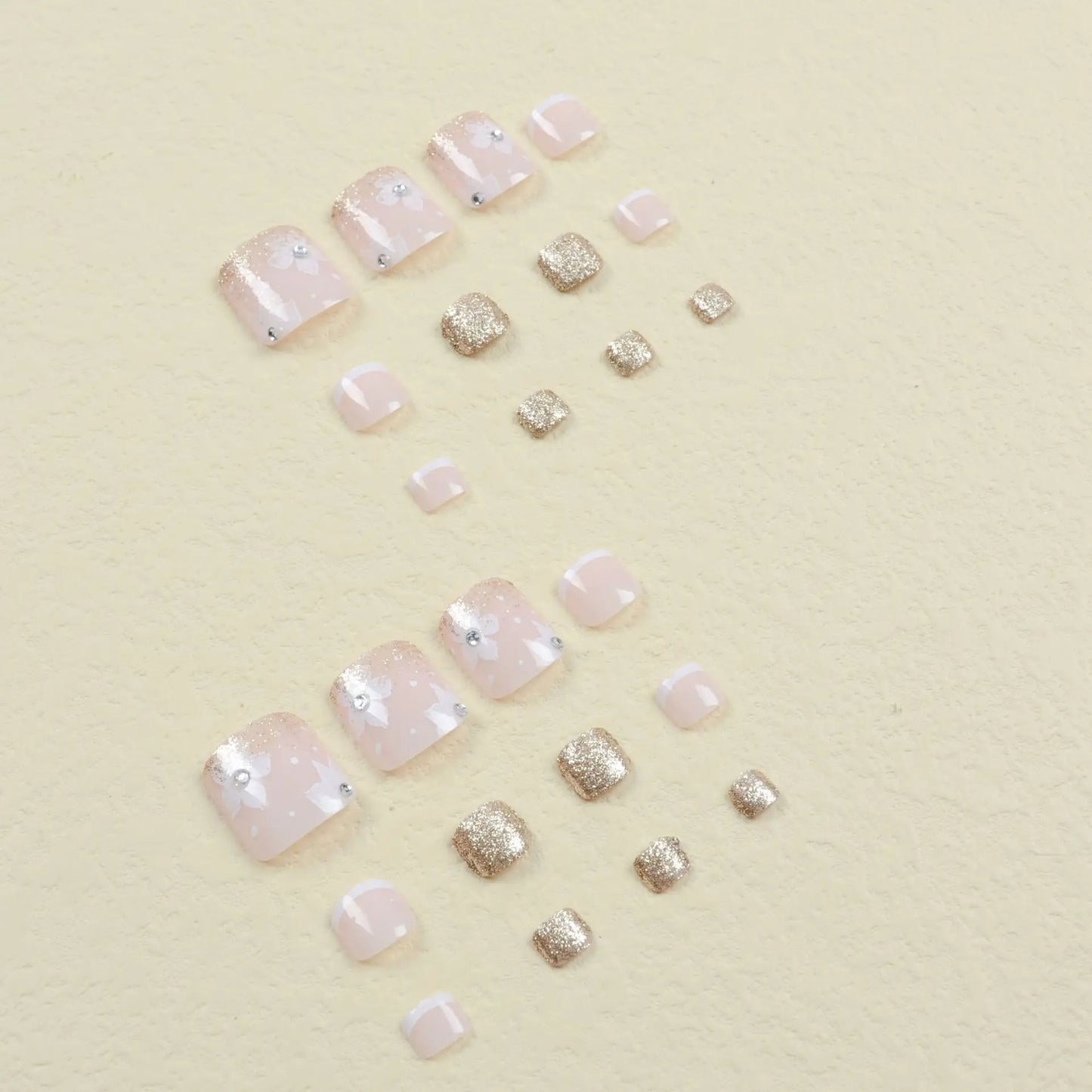 New White Flower Artificial Toe Nails with Gold Foil False Toenail Tips French Lady Girl Wearable Press on Nails for Feets