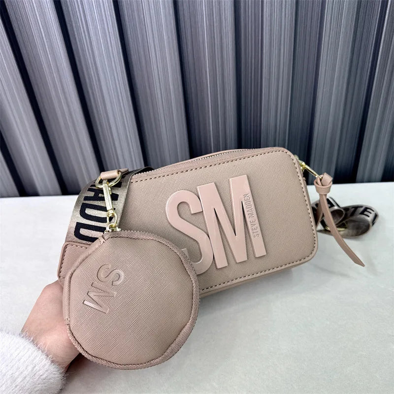 2024 Spring/Summer New Fashion Camera Bag with Wide Shoulder Strap, Lettering, Small Square Bag, Crossbody Bag