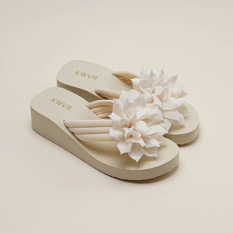 Adult 4cm Sponge Cake Thick Sole Flip Flops Summer 2026 Women's Versatile Conch Anti-slip Sandals Shiny Diamonds Beach Shoes
