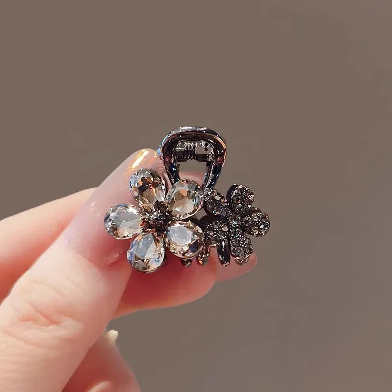 Korean 1/2pcs Sweet Black Red Bow Small Hair Claw Clip Princess Velvet Bow Hair Clip Claw Clamp Headwear Girls Women